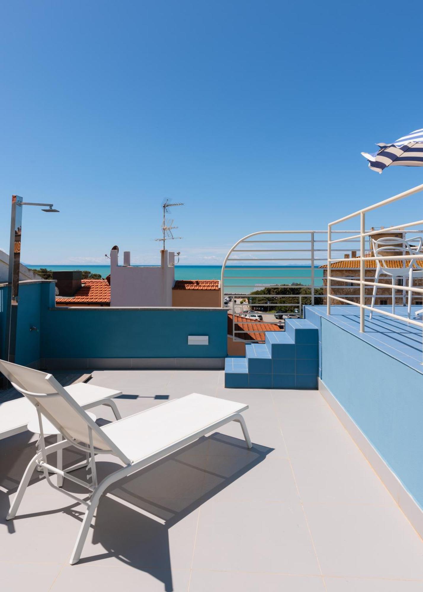 Hotel Nina Marina Di Bibbona Exterior photo